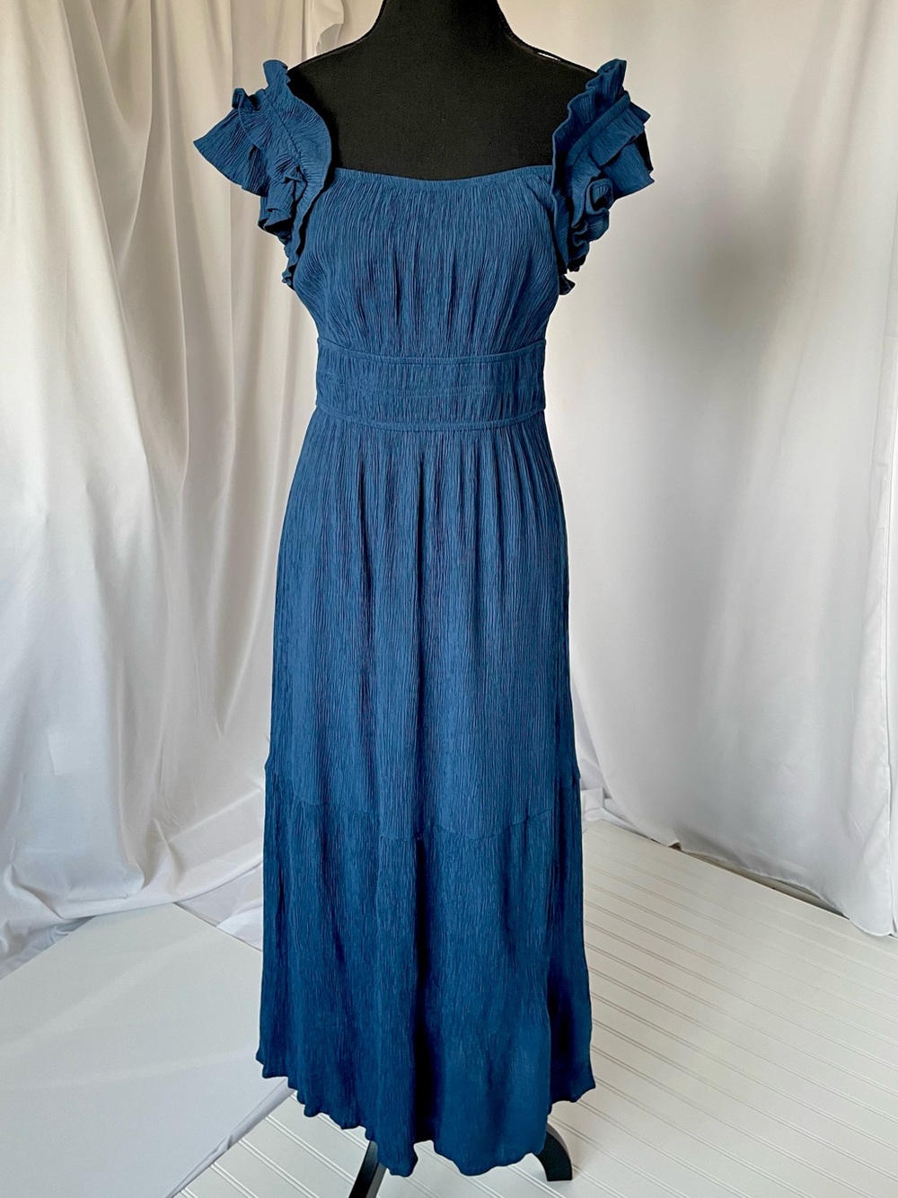 Lucky Tiered Maxi Dress Size L Blue Ruffle Shoulder Straps Smocked Empire Waist